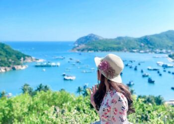 Kinh nghiệm du lịch vịnh Vĩnh Hy, nên đi vịnh Vĩnh Hy thời gian nào?