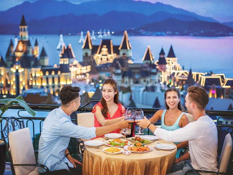 Review ăn uống ở Vinwonders Nha Trang