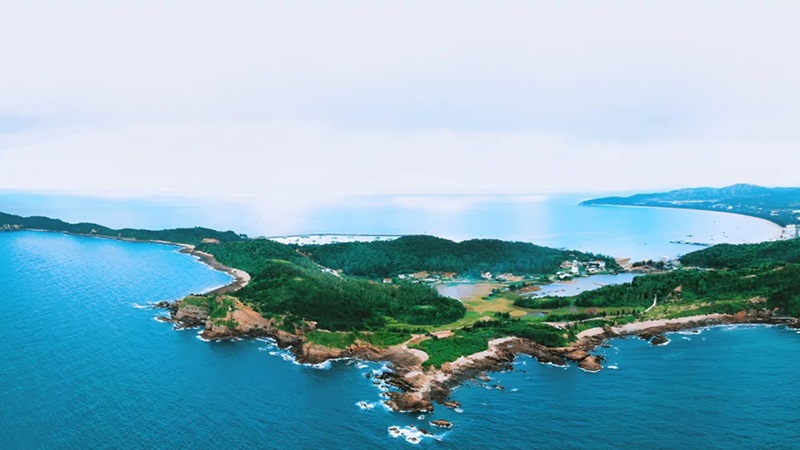 Bãi biển đẹp gần Hà Nội. Bãi biển nổi tiếng gần Hà Nội
