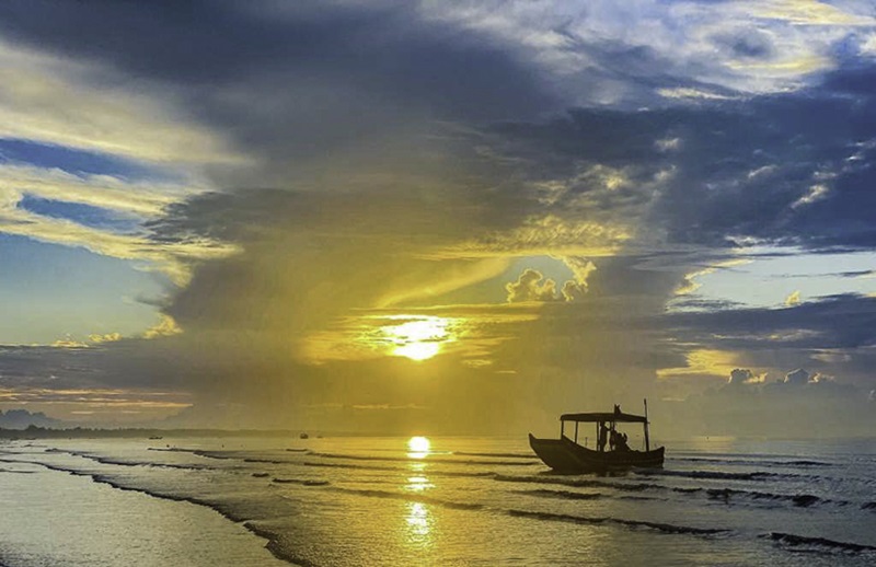 Bãi biển đẹp gần Hà Nội. Bãi biển nhân tạo gần Hà Nội