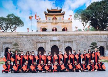 Địa điểm chụp ảnh kỷ yếu đẹp nhất Hà Nội