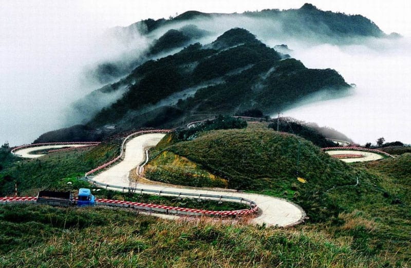 Địa điểm du lịch Hòa Bình. Du lịch Hòa Bình nên đi đâu