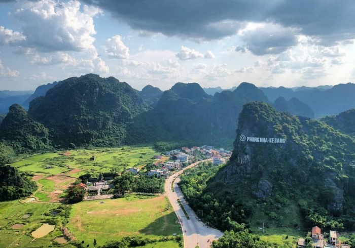 Địa điểm du lịch Quảng Bình. Địa điểm du lịch nổi tiếng Quảng Bình