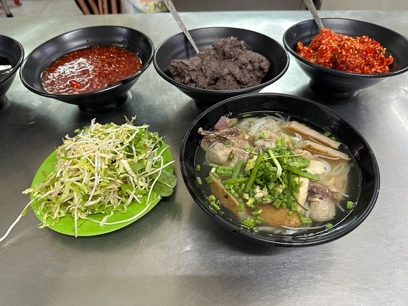 Ăn sáng ở Nha Trang quán nào ngon, Quán ăn sáng ở Nha Trang