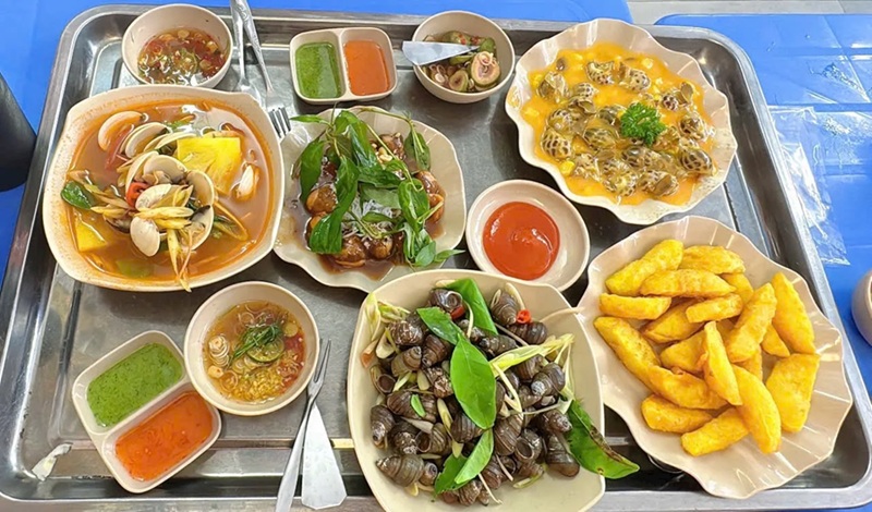 Quán ốc ở Hà Nội. Quán ốc nổi tiếng ở Hà Nội