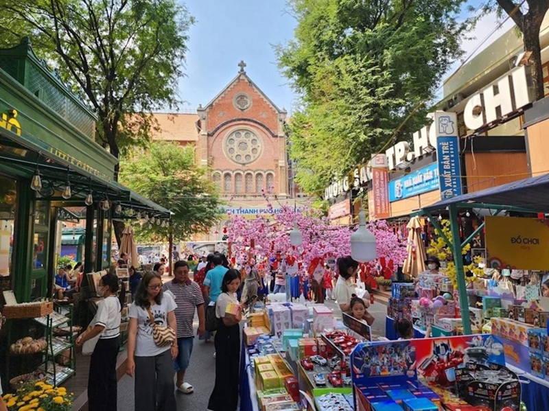 Địa điểm chụp ảnh tết ở Sài Gòn. Địa điểm đi chơi tết thú vị ở Sài Gòn