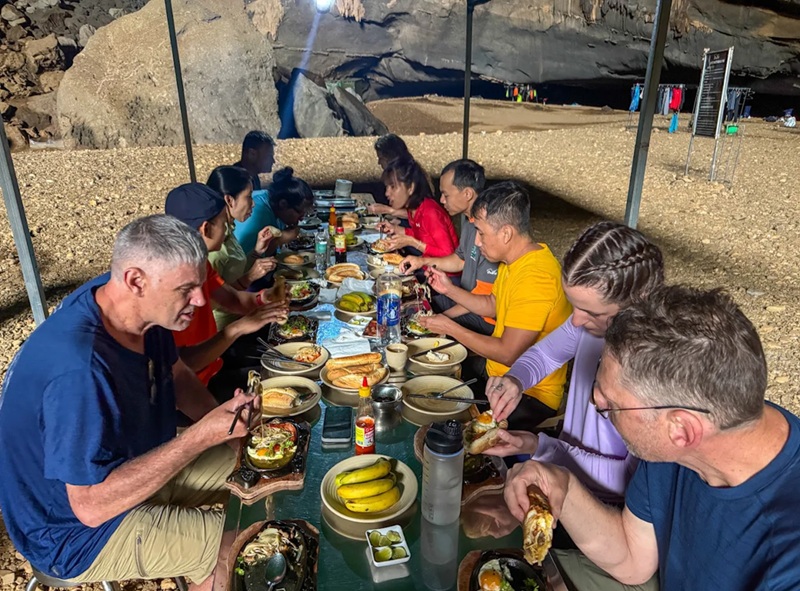 Kinh nghiệm du lịch Hang Én. Đi đâu chơi ở Hang Én