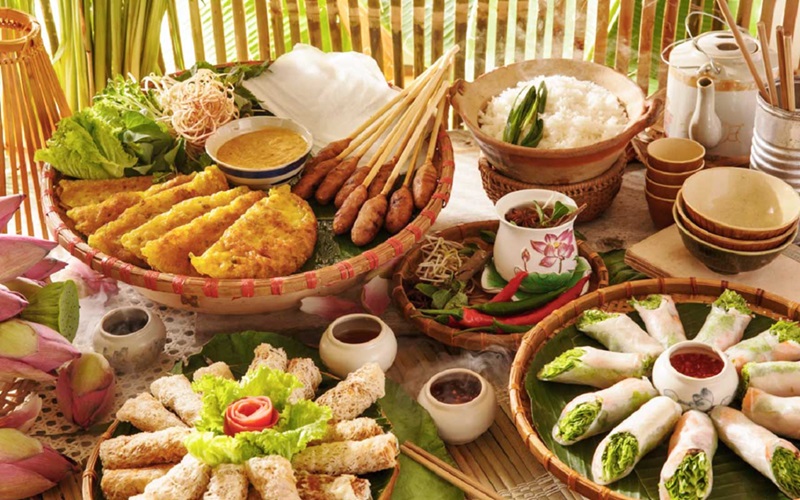 Hướng dẫn lịch trình du lịch Đà Nẵng Huế Hội An. Có nên đi Du lịch Đà Nẵng Huế Hội An không