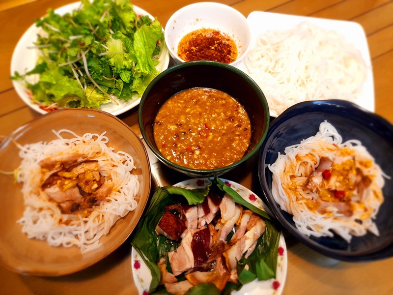 Món ăn sáng ở Đà Nẵng. Ăn sáng món gì ngon ở Đà Nẵng