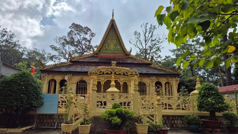 Địa điểm du lịch Trà Vinh. Địa điểm du lịch tâm linh ở Trà Vinh