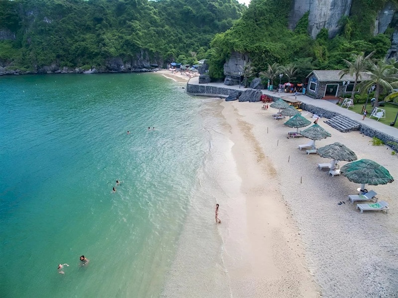 Có nên du lịch Hạ Long tháng 11. Tháng 11 nên đi du lịch Hạ Long không
