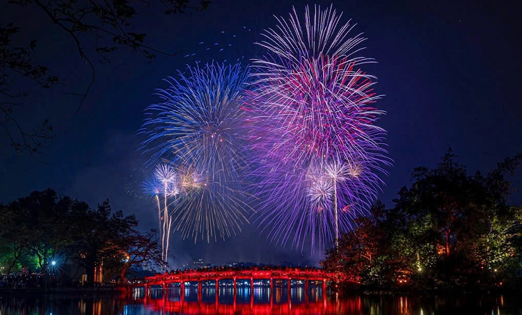 Địa điểm bắn pháo hoa tết Nguyên Đán 2026 ở Hà Nội chính thức