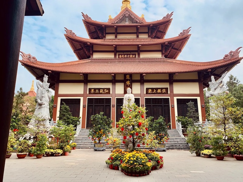 Ngôi chùa nổi tiếng ở Sài Gòn dịp tết. Nên đi chùa nào dịp tết ở Sài Gòn