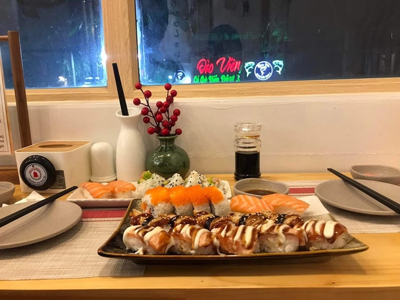 Quán sushi ở Hà Nội. Quán Sushi ngon rẻ ở Hà Nội