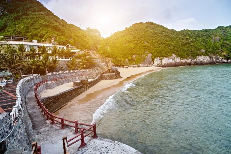 Địa điểm du lịch biển vào mùa hè. Mùa hè nên đi du lịch biển nào