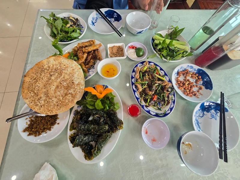 Quán ăn ngon ở Long Biên. Ở Long Biên ăn quán nào ngon