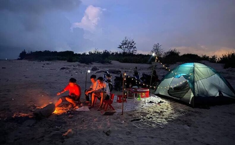 Địa điểm cắm trại gần Sài Gòn. Địa điểm cắm trại nổi tiếng gần Sài Gòn