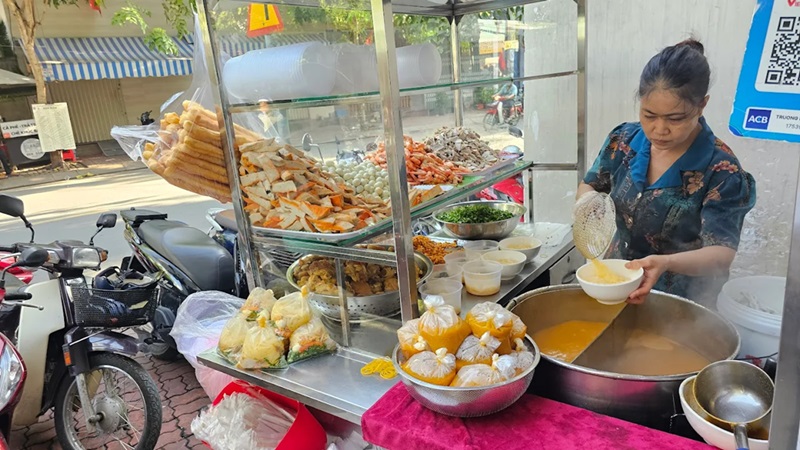 Quán bánh canh cua ở Sài Gòn. ở Sài Gòn ăn bánh canh cua quán nào ngon