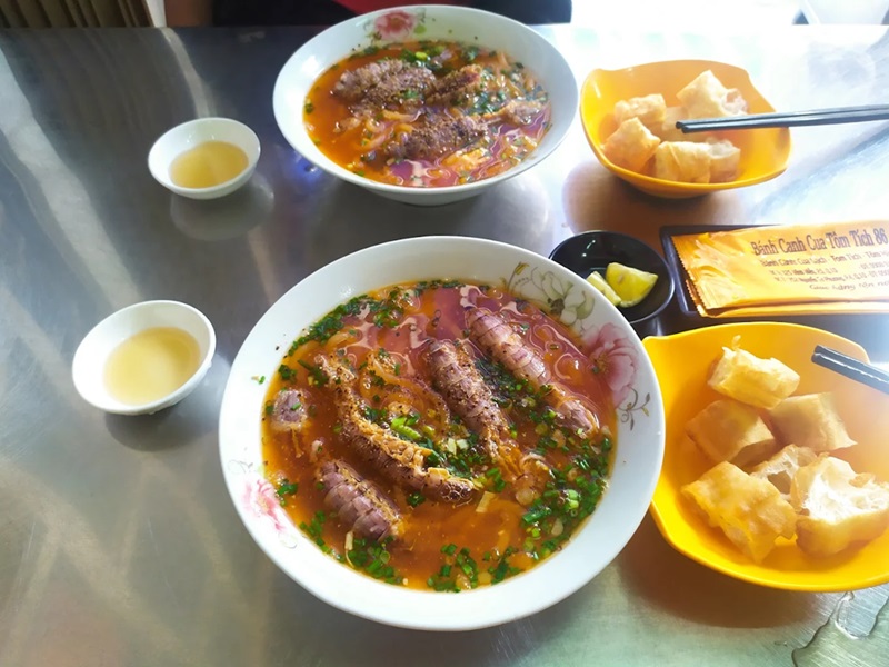 Quán bánh canh cua ở Sài Gòn. Quán bánh canh ngon rẻ ở SÀi Gòn