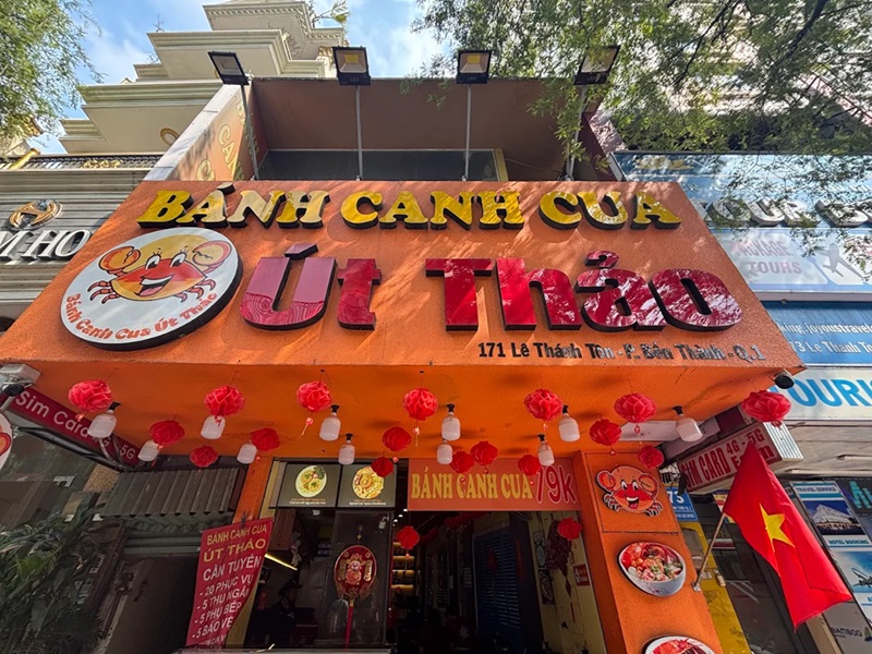 Quán bánh canh cua ở Sài Gòn. Quán bánh canh cua nổi tiếng ở Sài Gòn