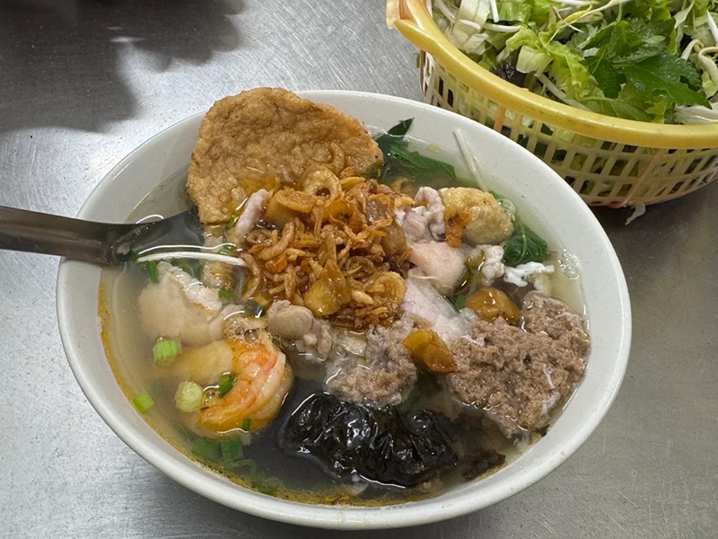 Quán bánh đa cua ở Hải Phòng. Quán bánh đa cua nổi tiếng Hải Phòng