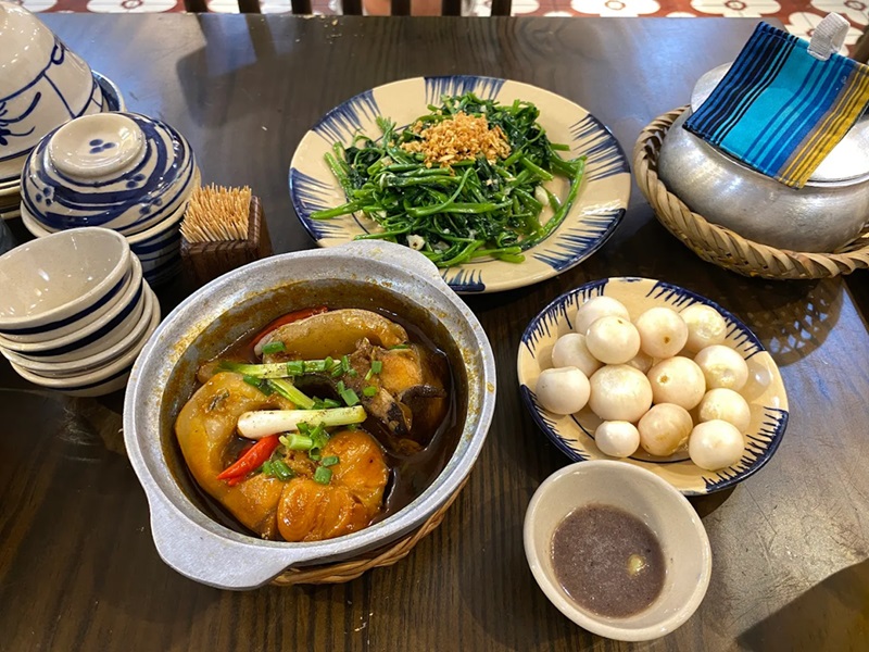 Quán cơm niêu Sài Gòn. Ăn cơm niêu quán nào ngon ở Sài Gòn