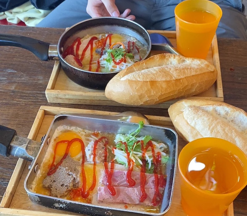 Quán bánh mì ở Nha Trang. Địa chỉ quán bánh mì ngon ở Nha Trang